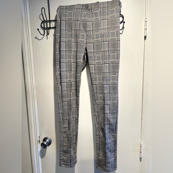 TAHARI The Easy Pull on Jegging Size Medium - Picture 4 of 7